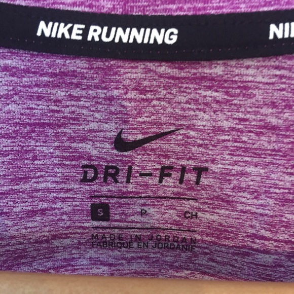 Nike long sleeve athletic top - Picture 3 of 4